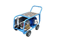 水喷砂机是用空气压缩做为驱动力进行操作